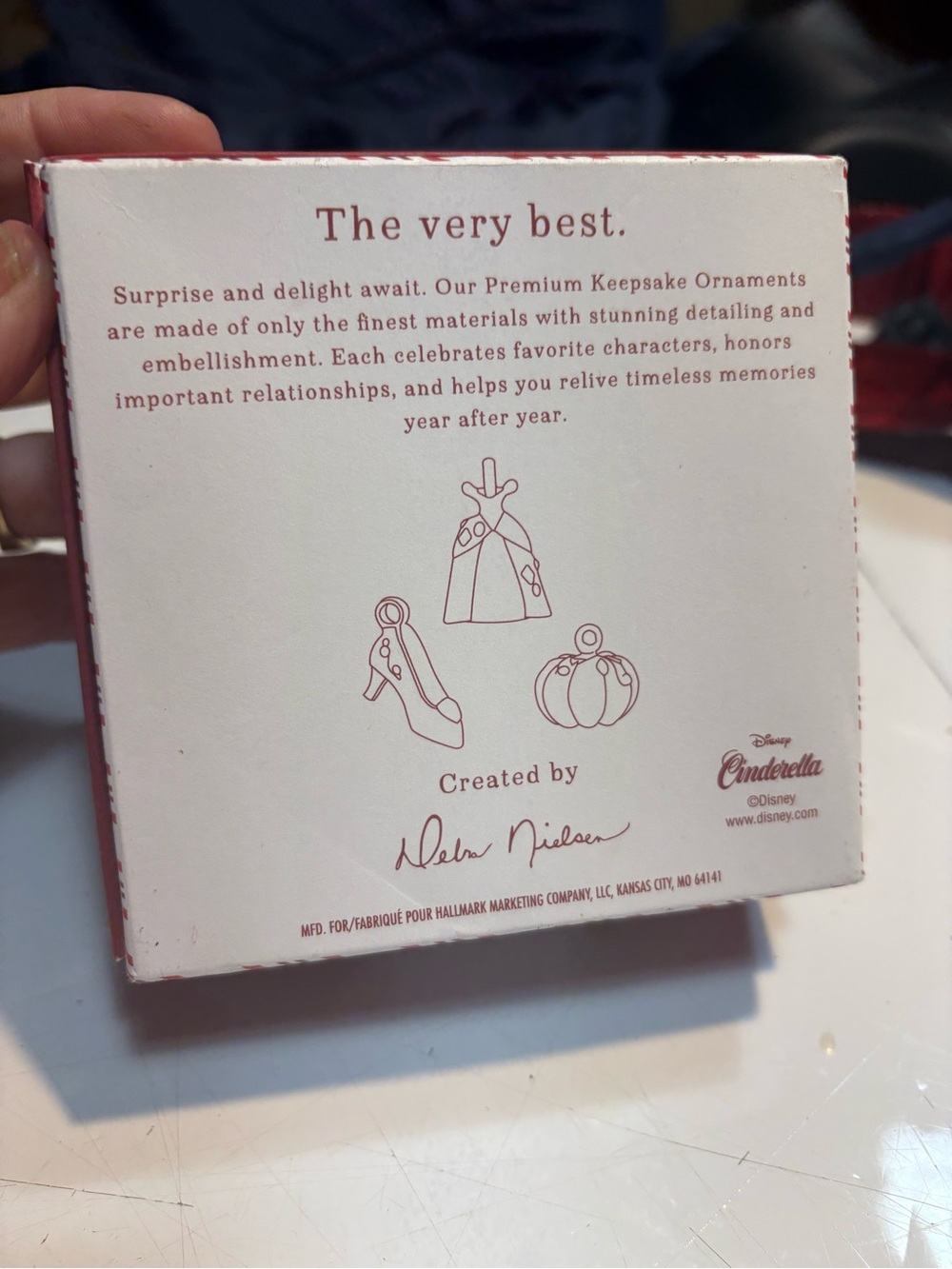 2019 Disney Cinderella Having a Ball set features miniature porcelain ornaments - Picture 9 of 9